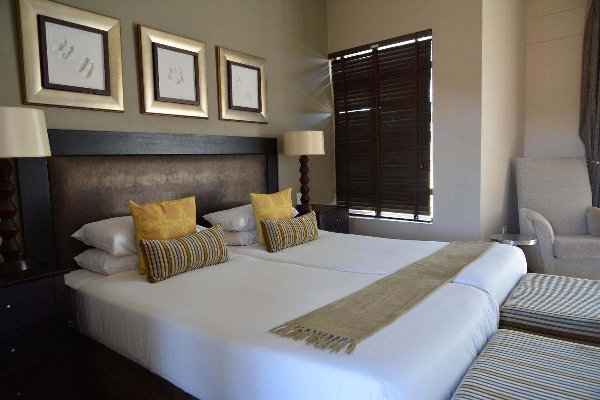 Legend Simba Safari - Legend Golf Safari Resort Golders Green ภายนอก รูปภาพ